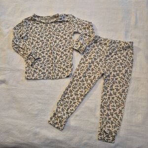 Rylee + Cru girls 12-18 months pajama set cuffs have stains